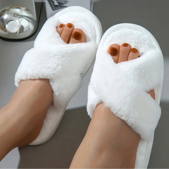 Shoes - Women's Fuzzy Faux Fur Cozy White Slippers